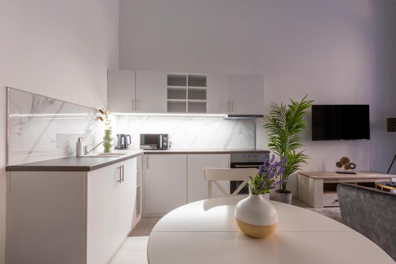 Lh Gallery Apartments Βουδαπέστη Εξωτερικό φωτογραφία